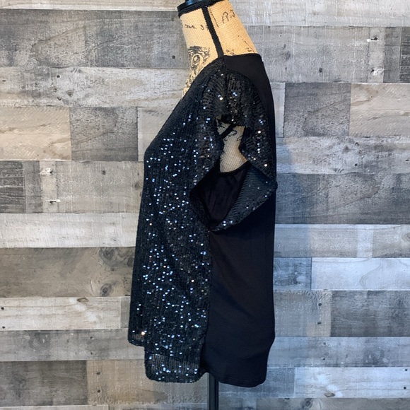 Maurices Sequined Short Sleeve Top - Picture 4 of 16
